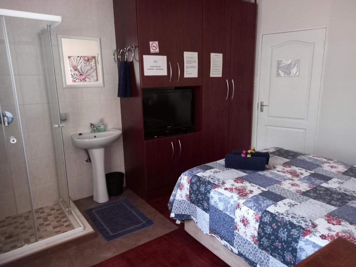 White Rose Guest House 范德拜尔帕克 外观 照片