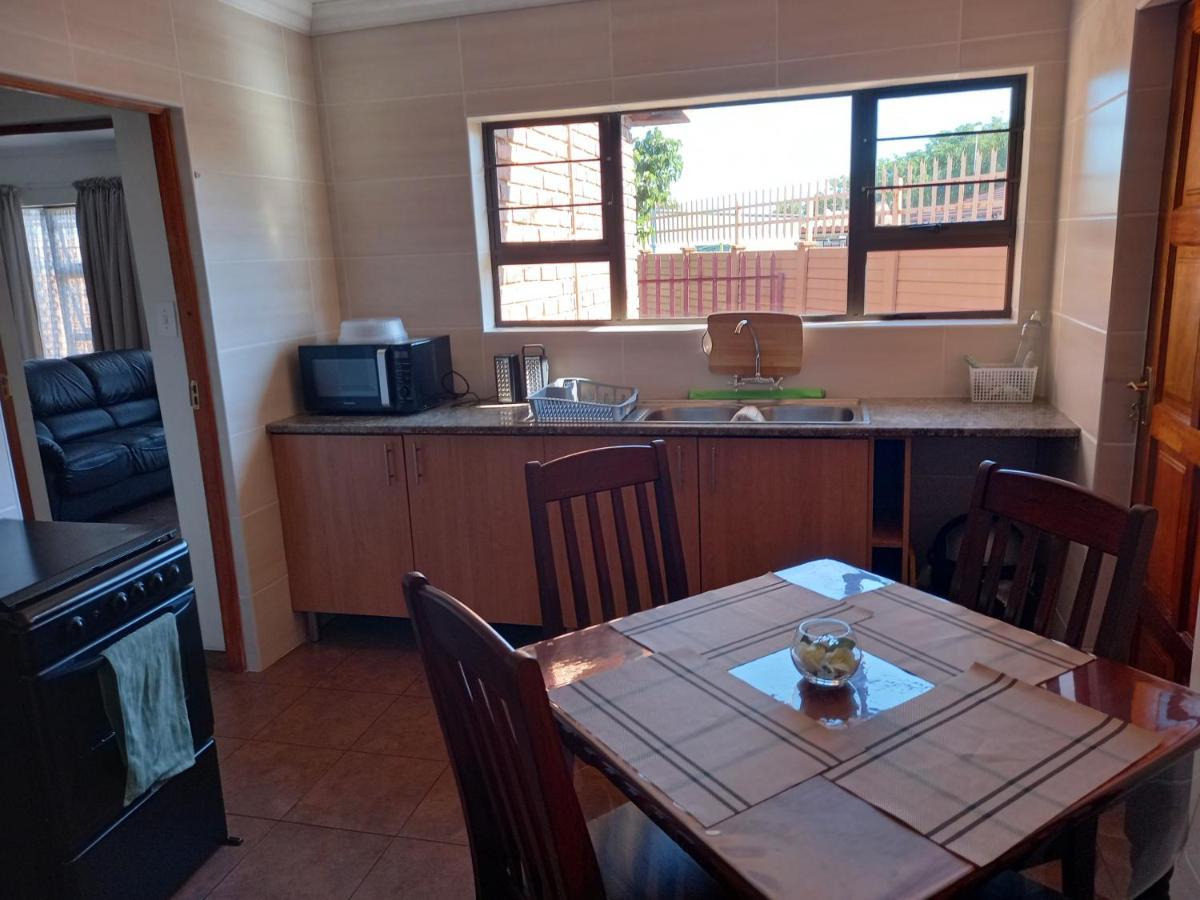 White Rose Guest House 范德拜尔帕克 客房 照片