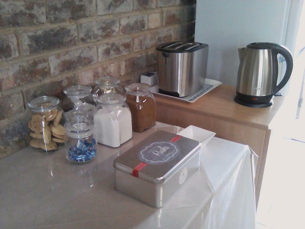 White Rose Guest House 范德拜尔帕克 外观 照片